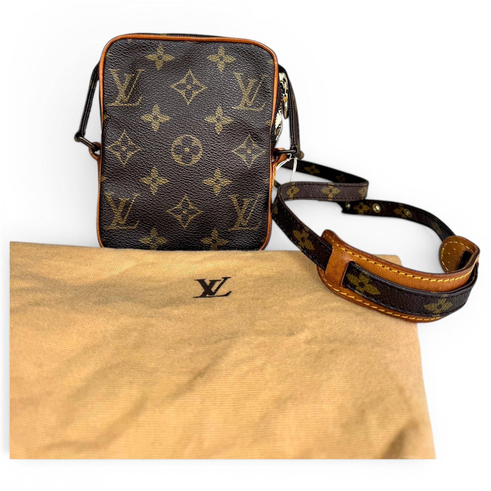 Leather crossbody bag