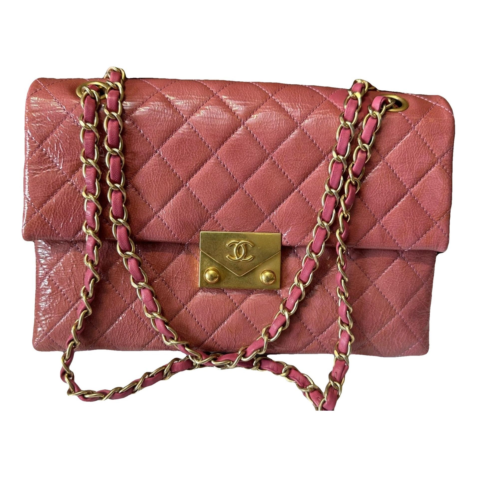 Timeless/Classique patent leather crossbody bag
