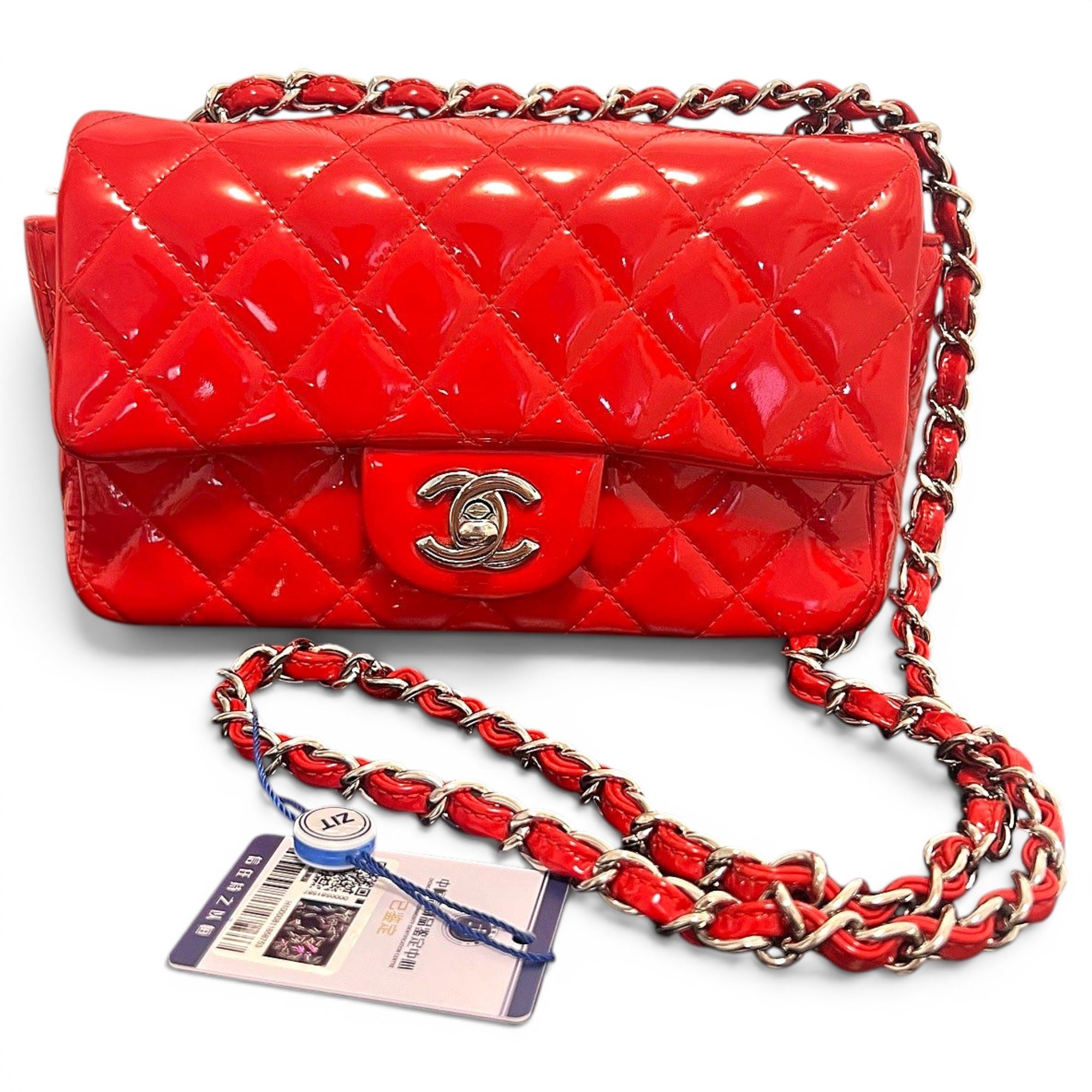 Timeless/Classique patent leather handbag