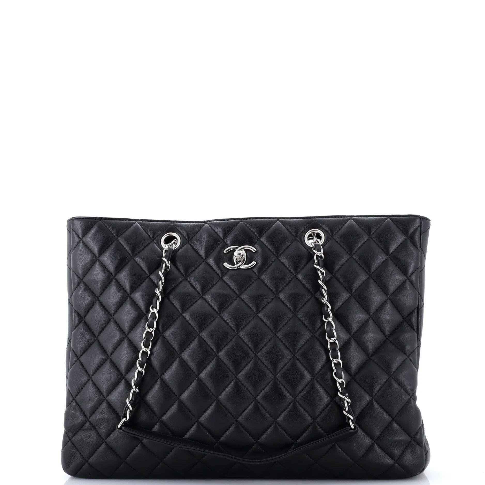 Classic CC Shopping leather tote