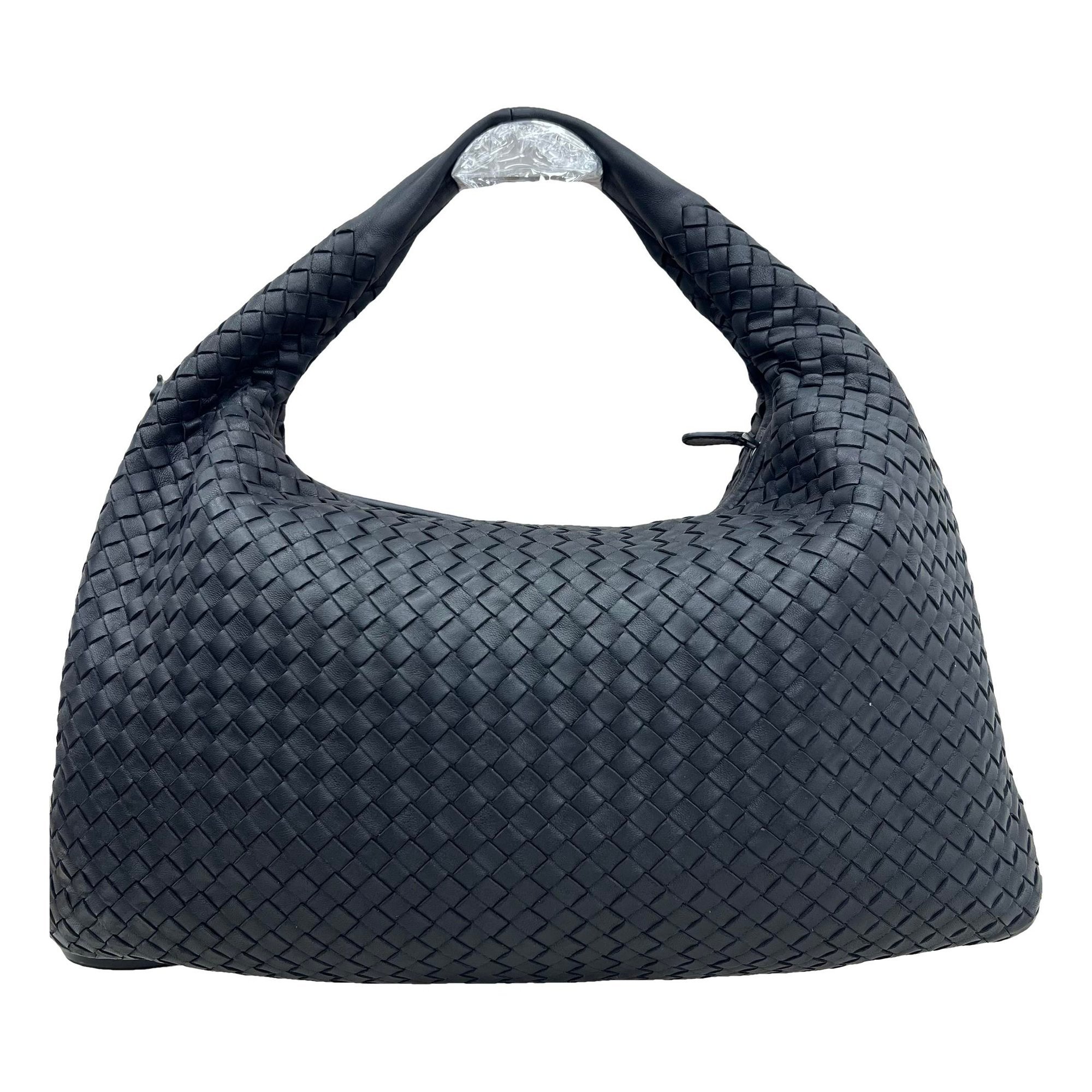 Veneta leather handbag