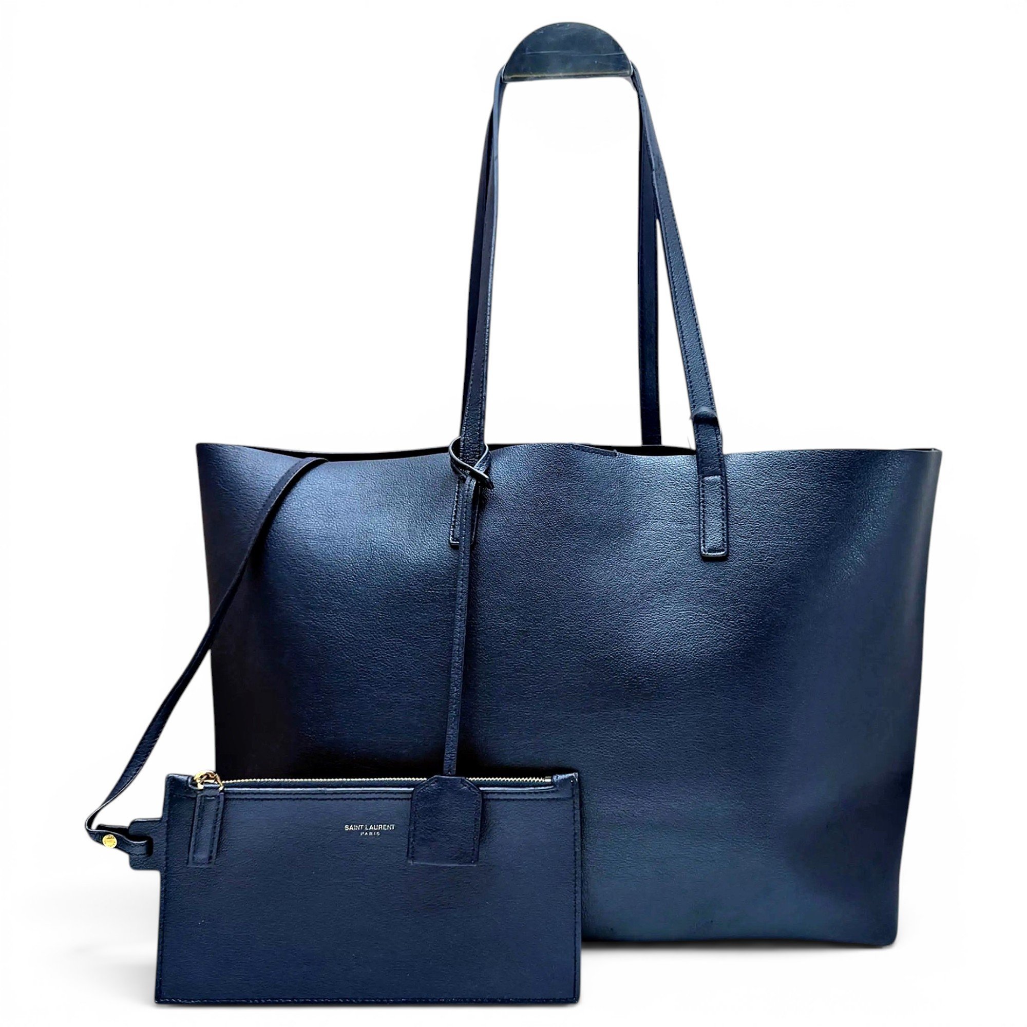 Shopping leather handbag
