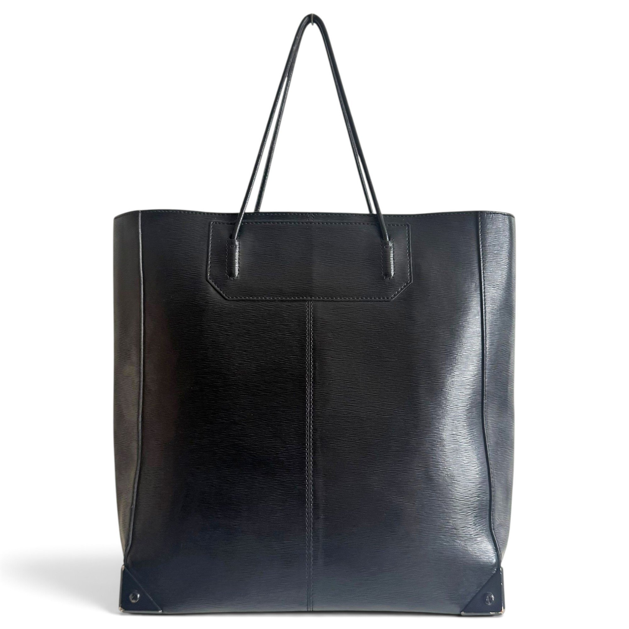 Leather tote
