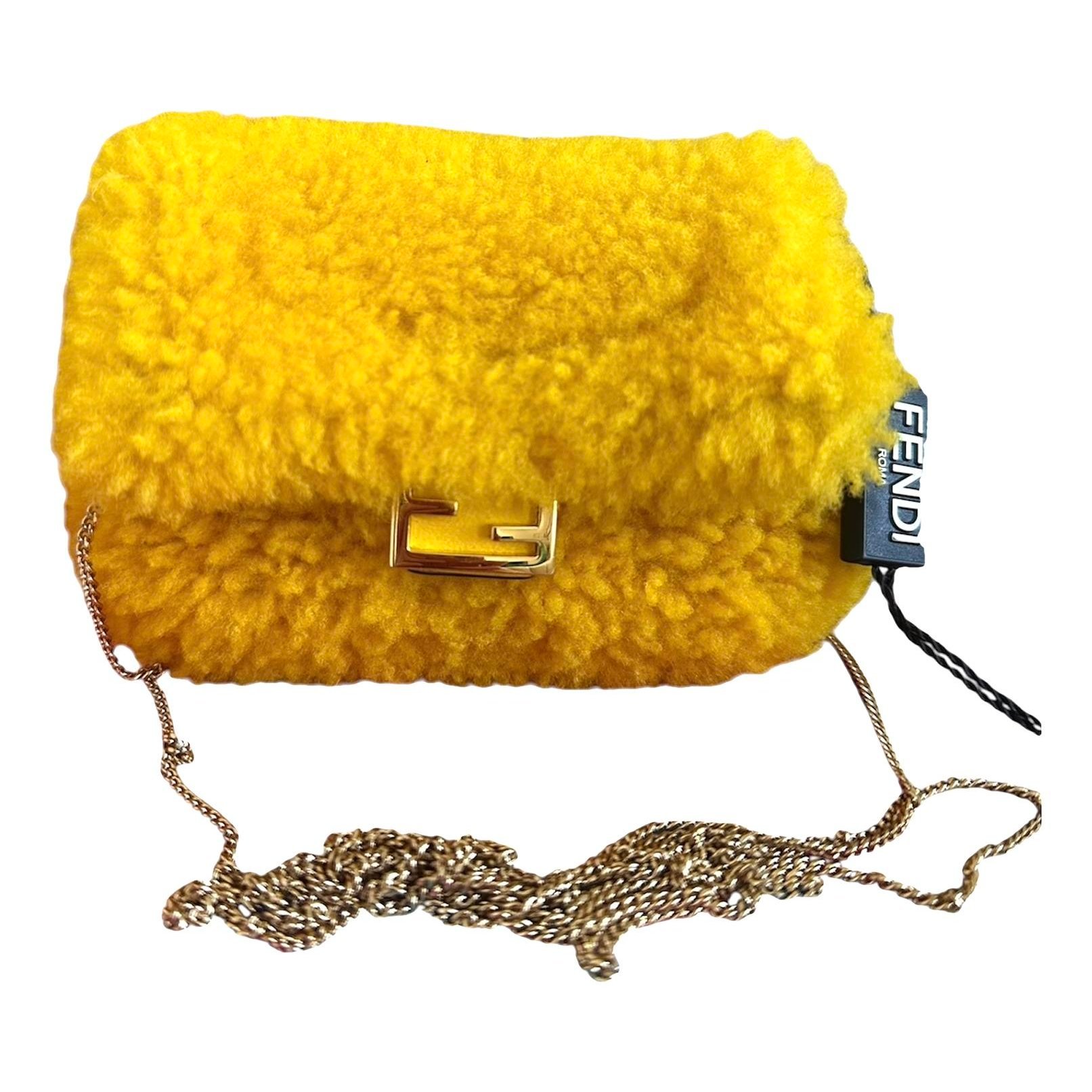 Baguette Chain wool handbag