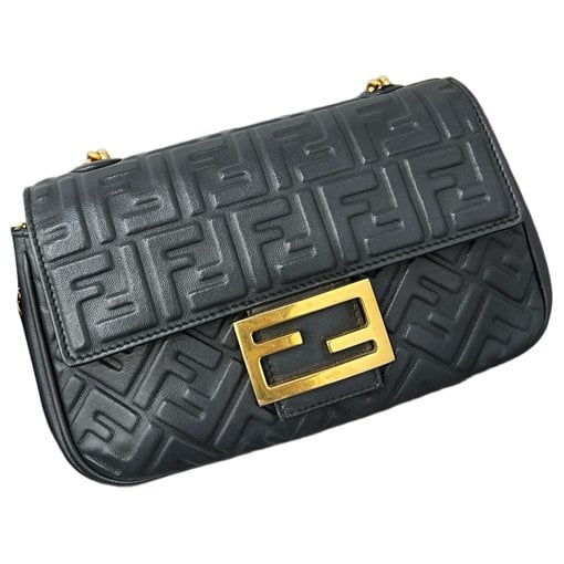 Baguette Chain leather handbag