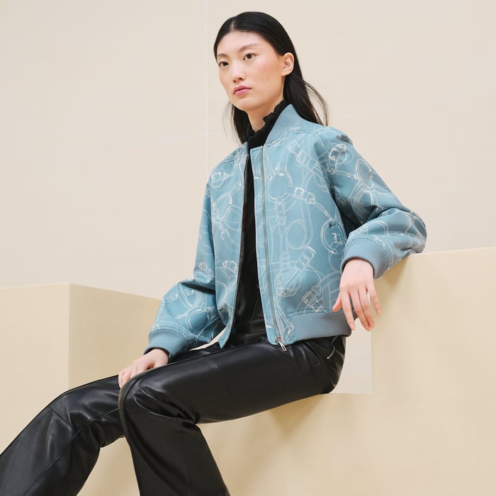 Bleu Arctique "Eperon d'Or Finesse" Bomber Jacket