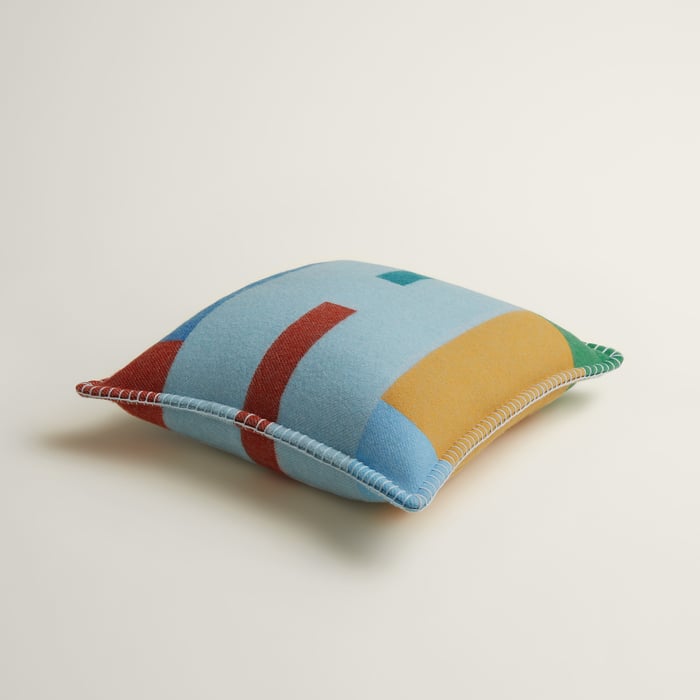 Ciel H Gourmand Pillow