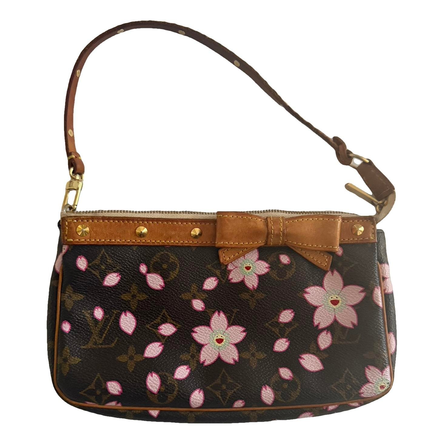 Pochette Accessoire leather handbag