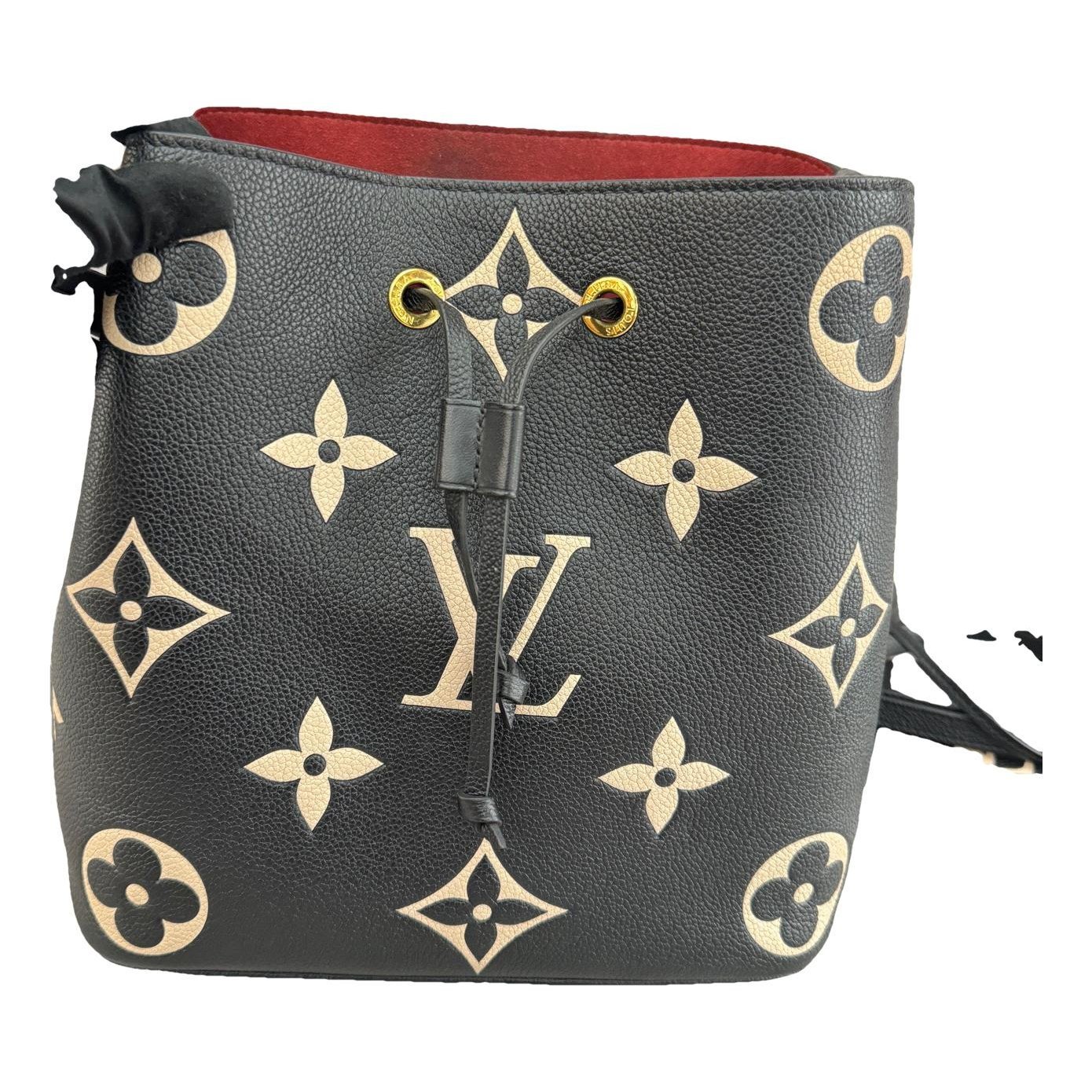 NéoNoé leather handbag