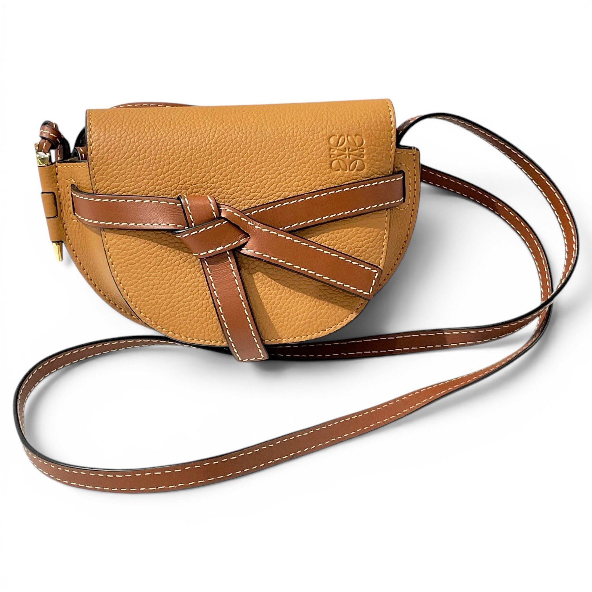 Gate leather handbag
