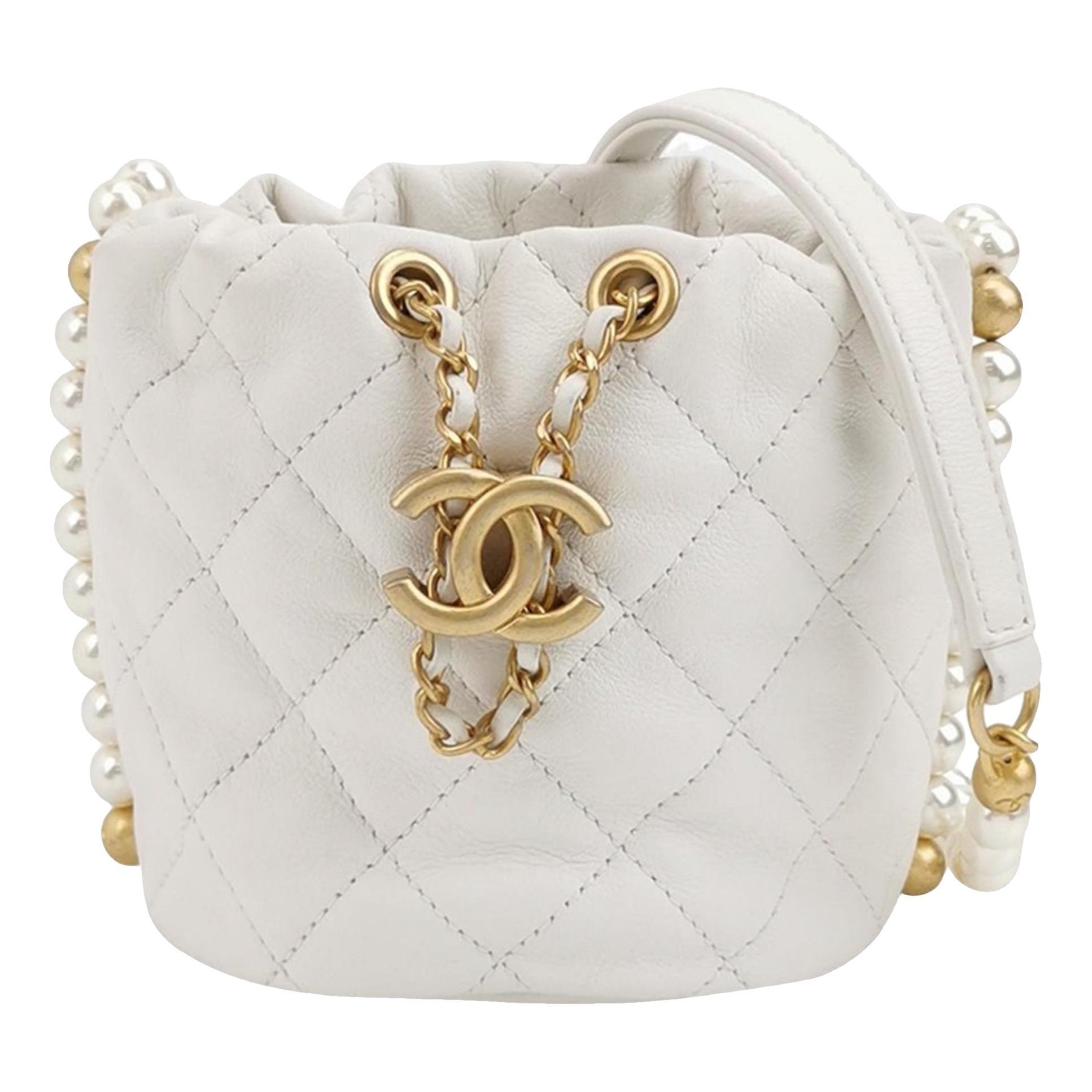 Gabrielle Bucket leather crossbody bag