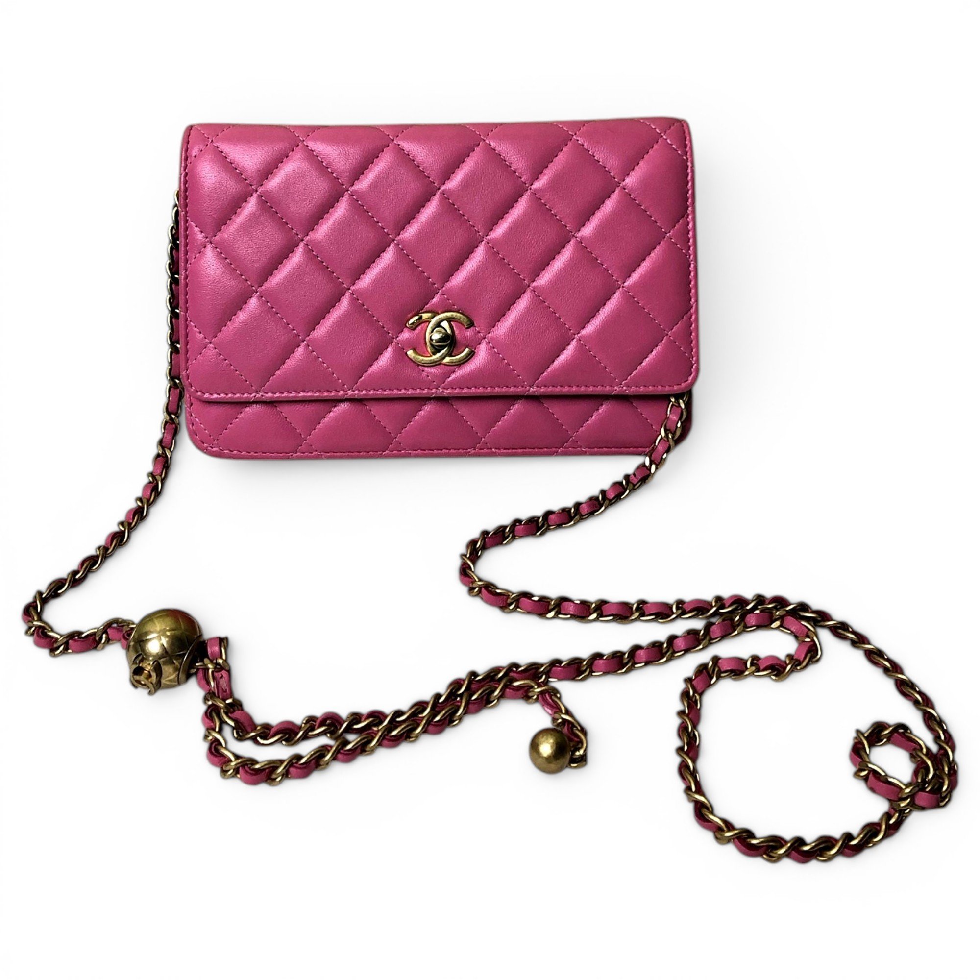 Wallet On Chain Timeless/Classique leather crossbody bag
