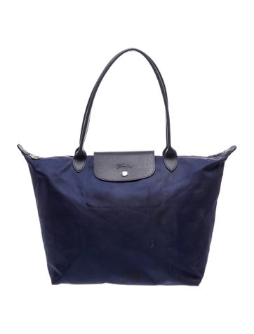 Signature Le Pliage