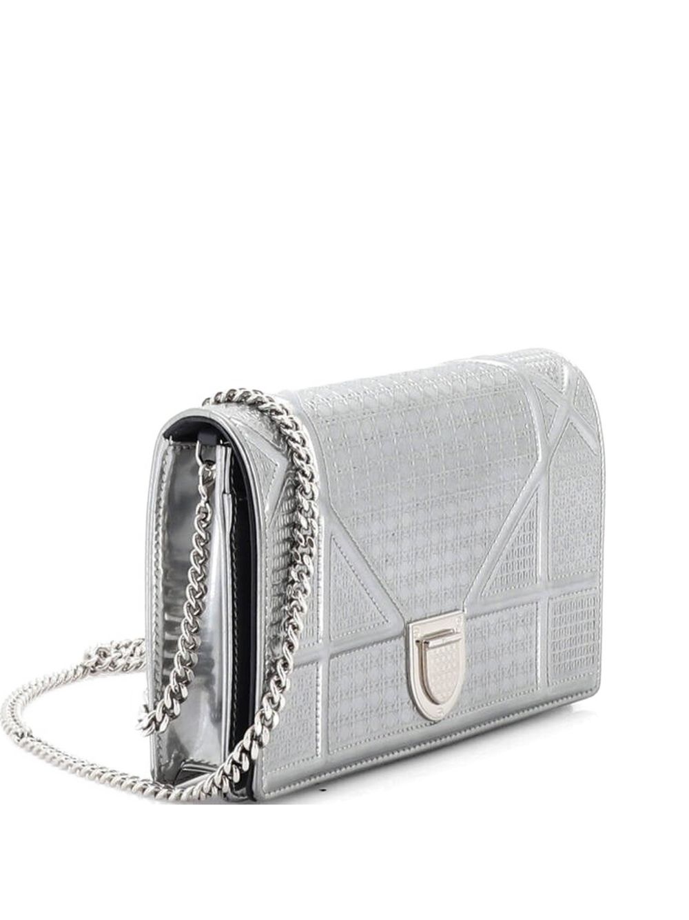 Diorama Wallet on Chain Cannage Embossed Calfskin clutch bag