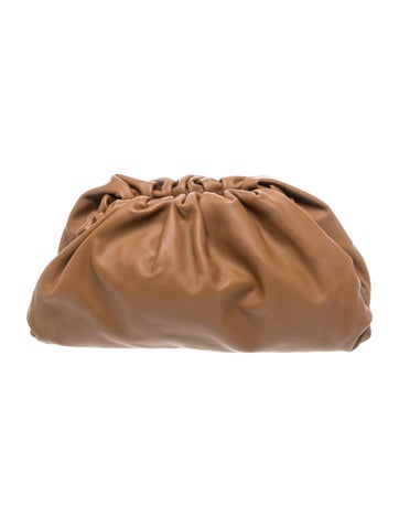 Signature The Pouch