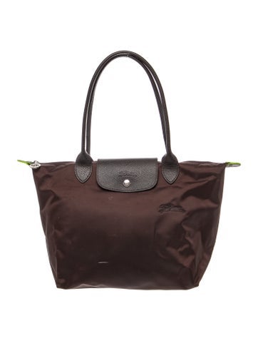 Signature Shoulder Bag
