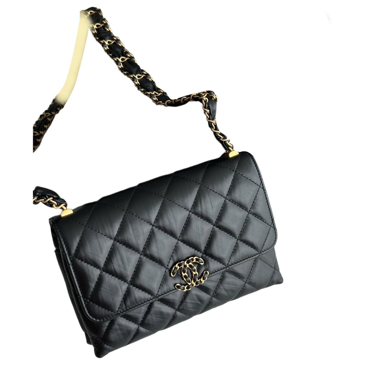 Chanel 19 leather handbag