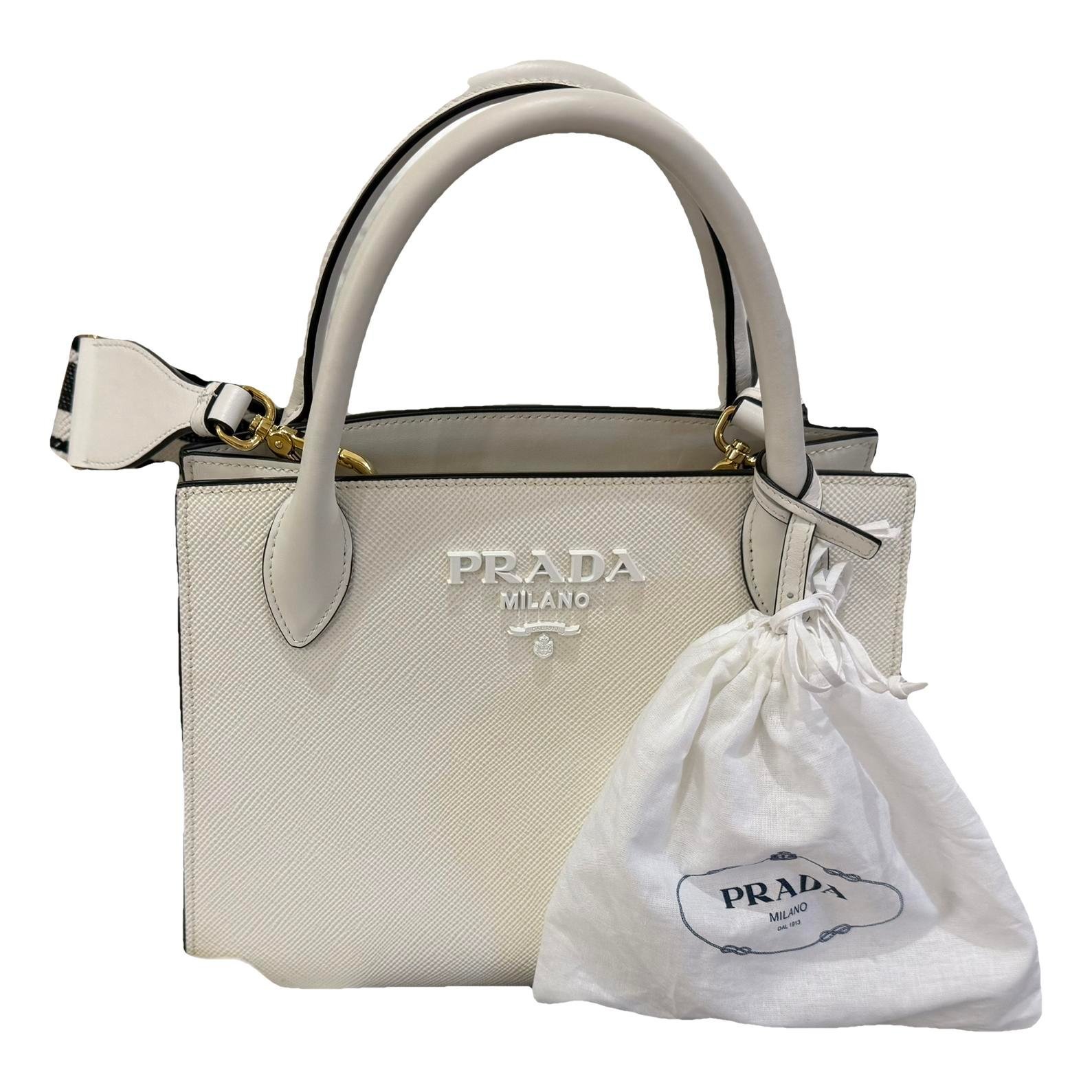 Monochrome leather handbag