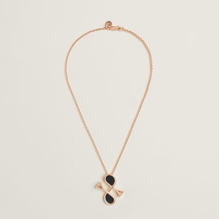 Noir Cor H Pendant