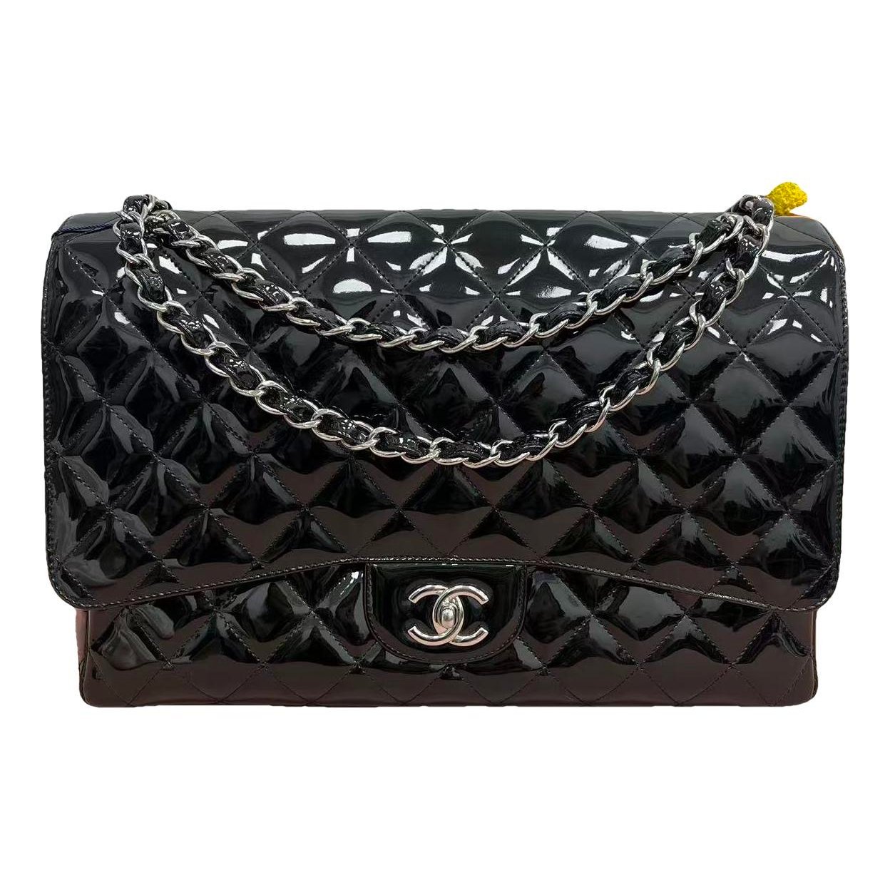 Timeless/Classique patent leather handbag