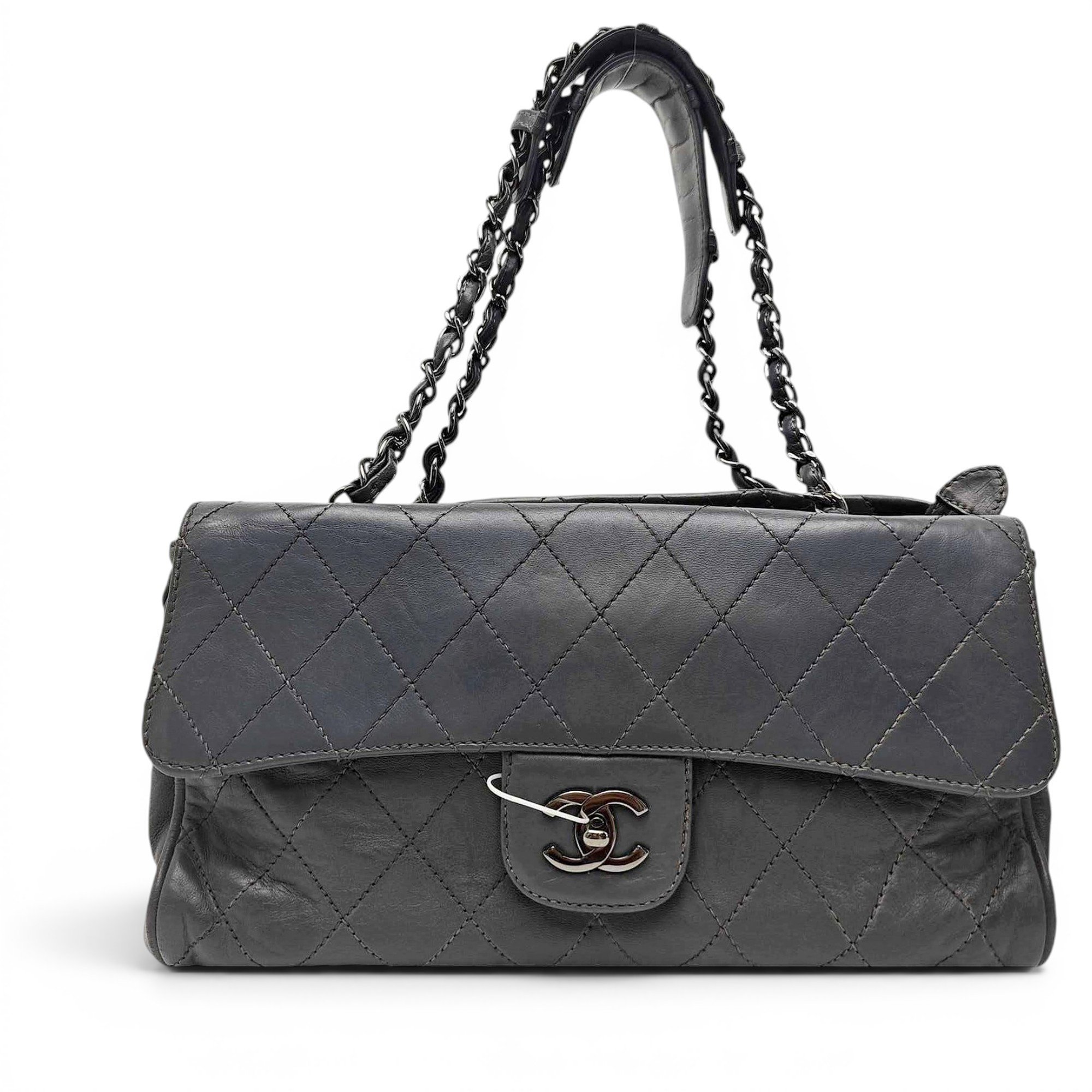 Timeless/Classique leather crossbody bag
