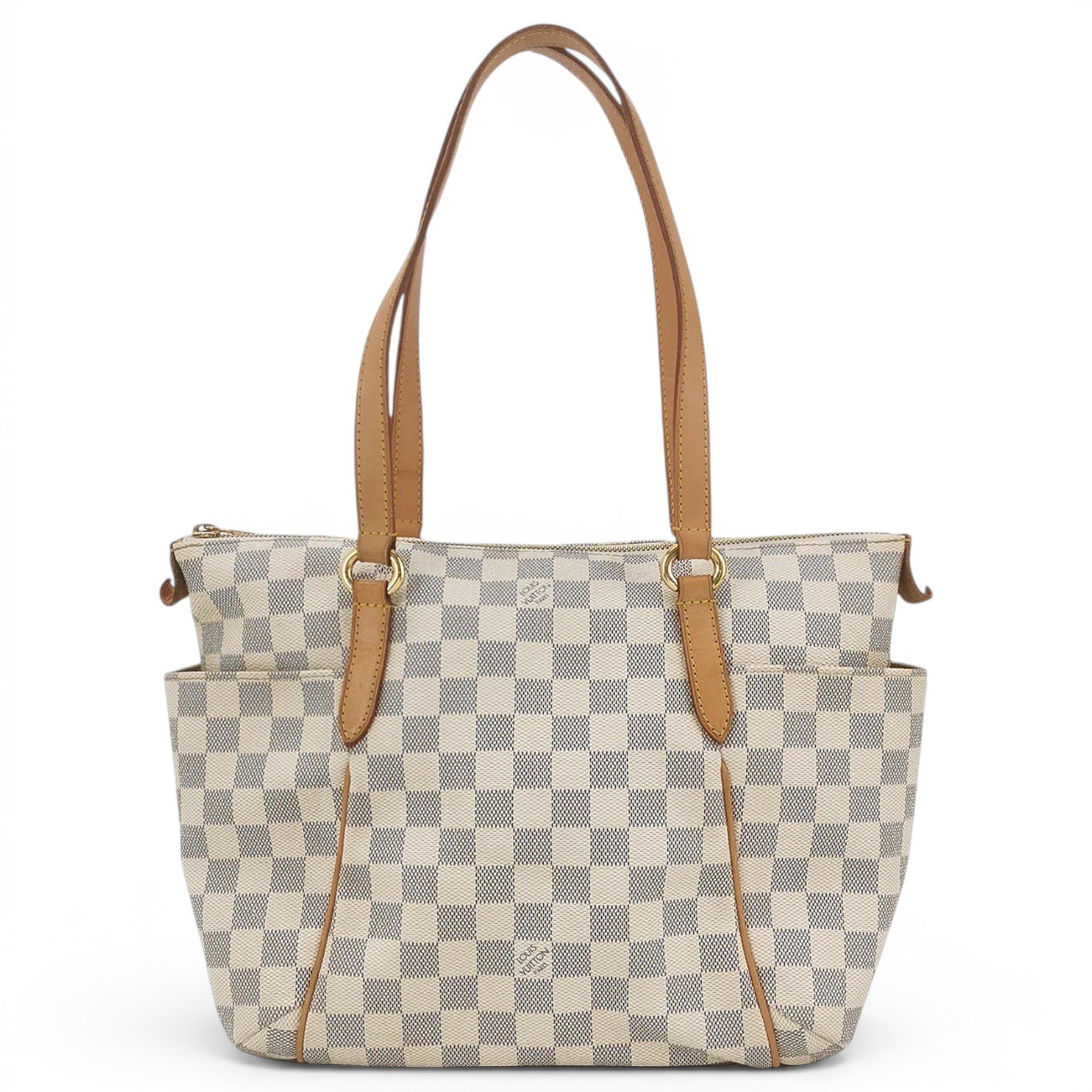 Totally leather handbag