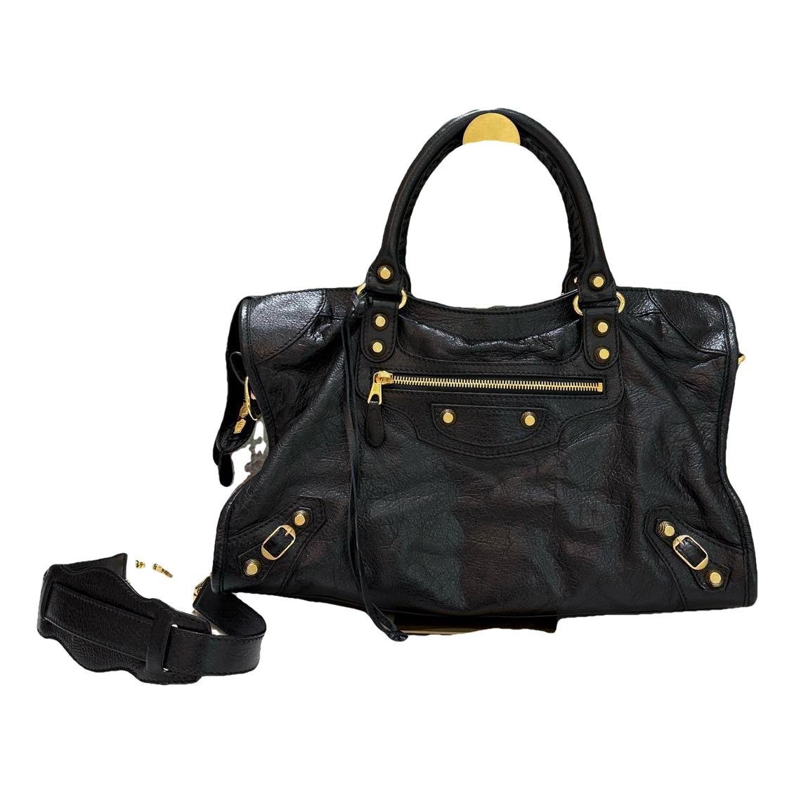 Leather handbag