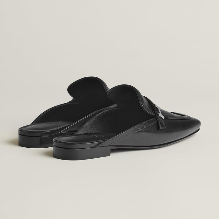 Noir Groupie Mule