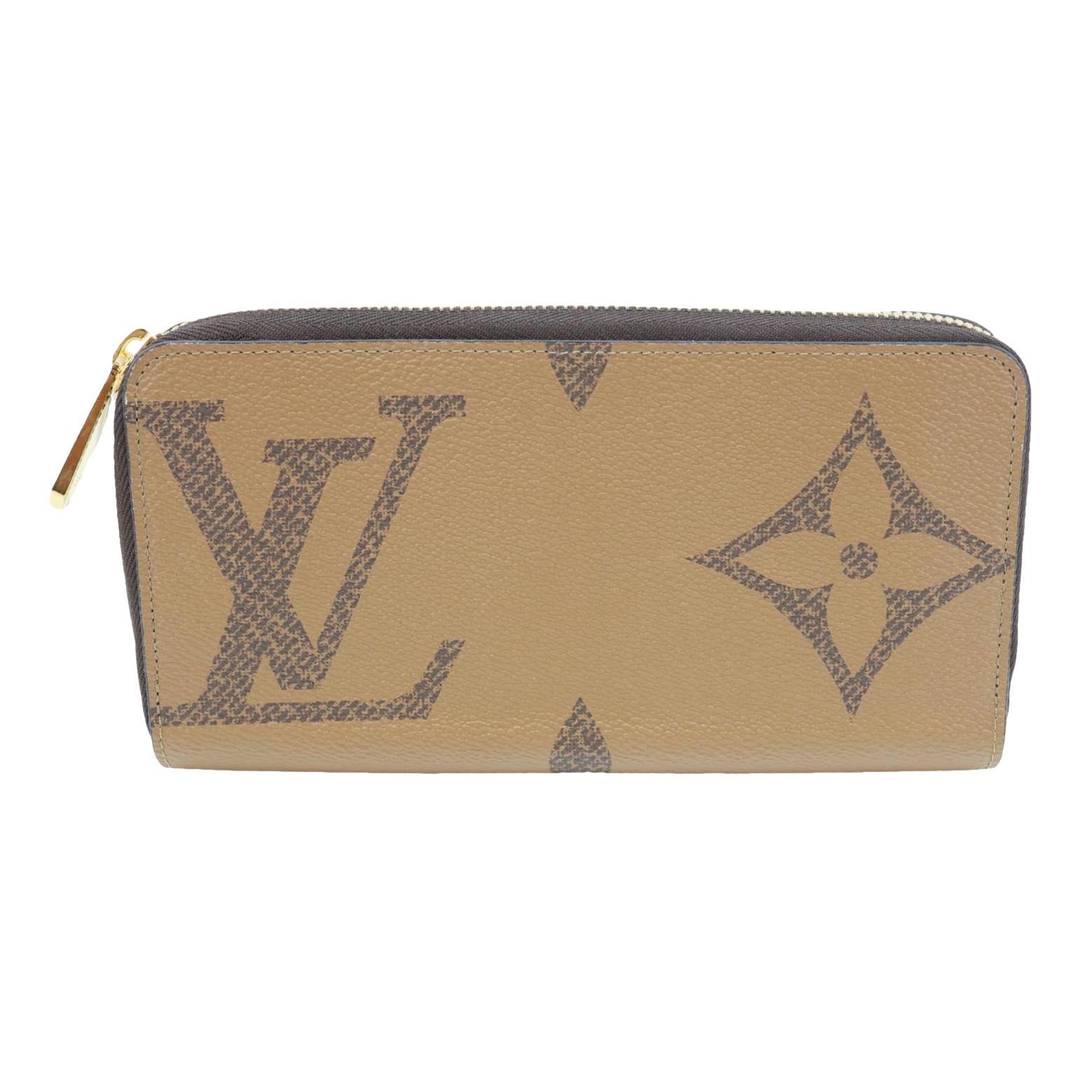 Cloth clutch bag