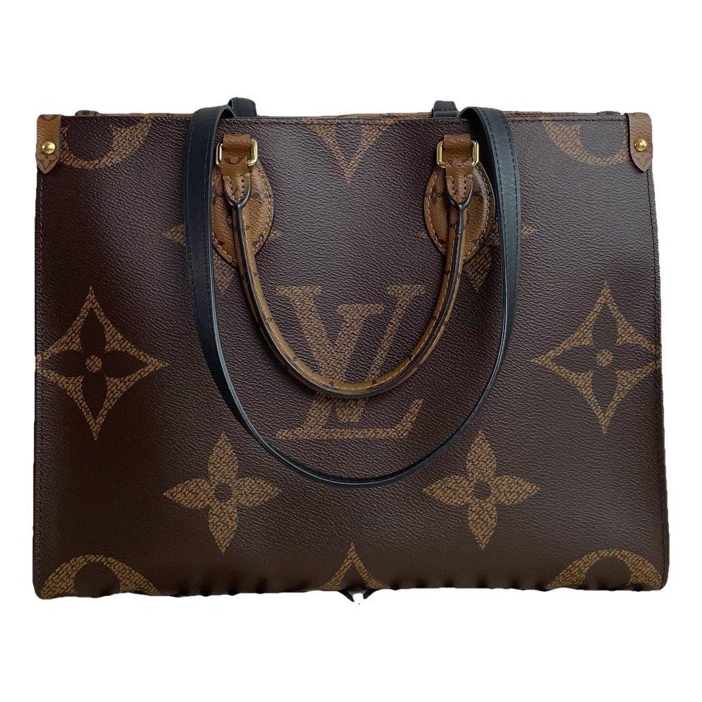 Onthego leather handbag