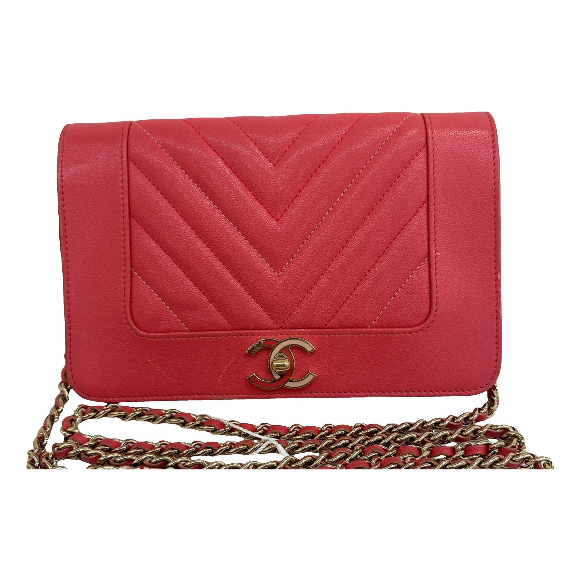 Wallet On Chain leather crossbody bag