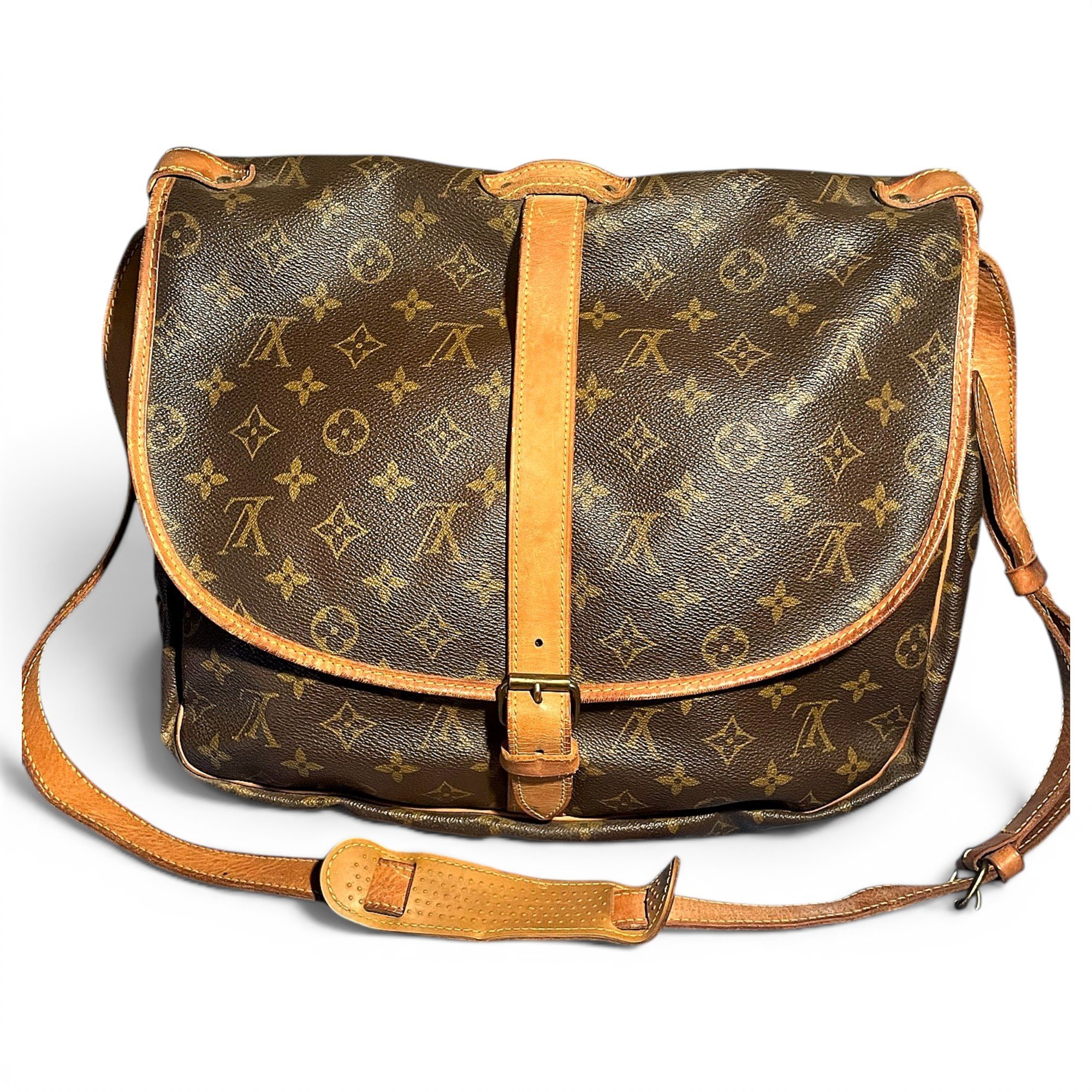Saumur leather crossbody bag