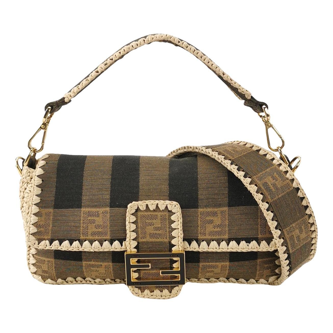 Baguette cloth handbag