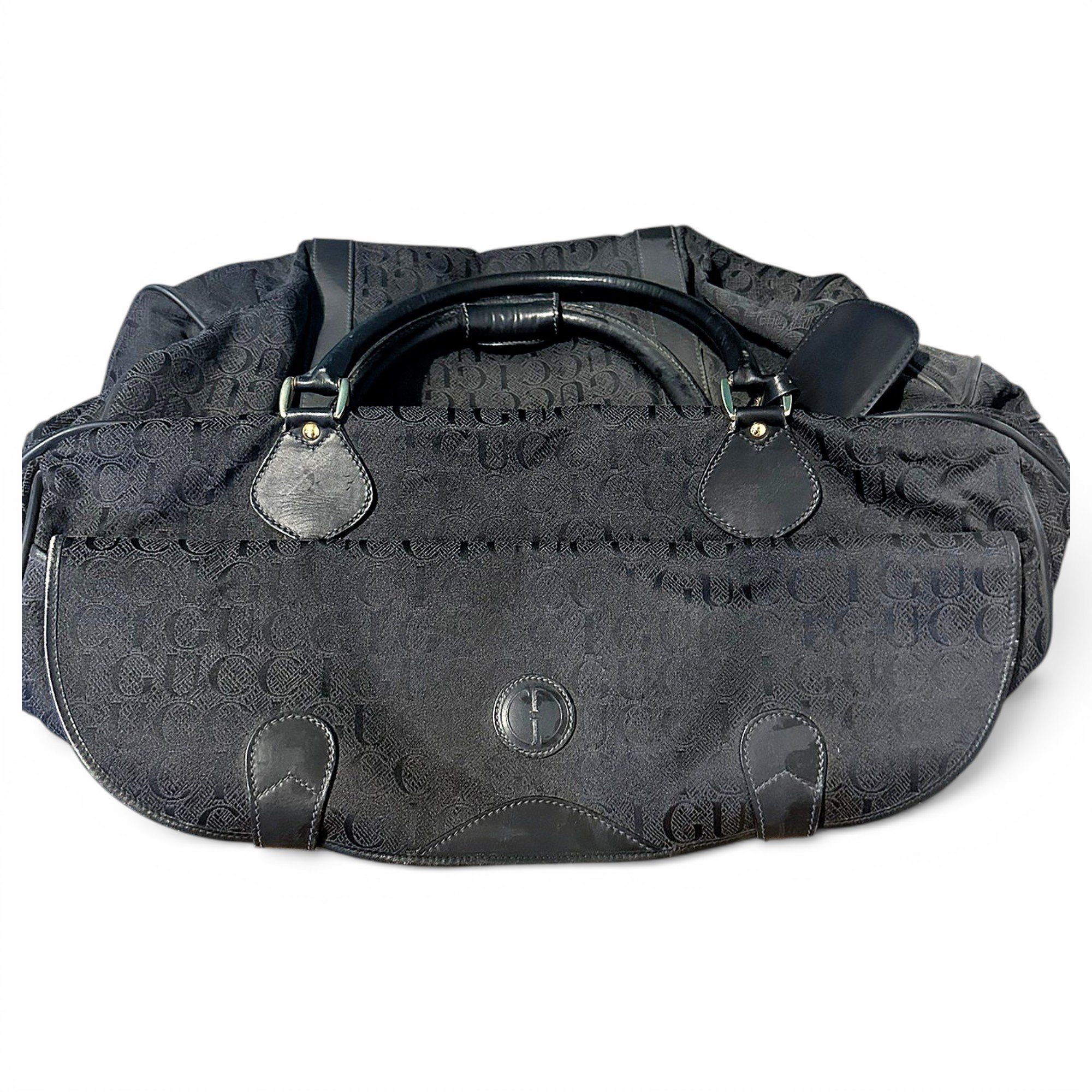 Leather travel bag