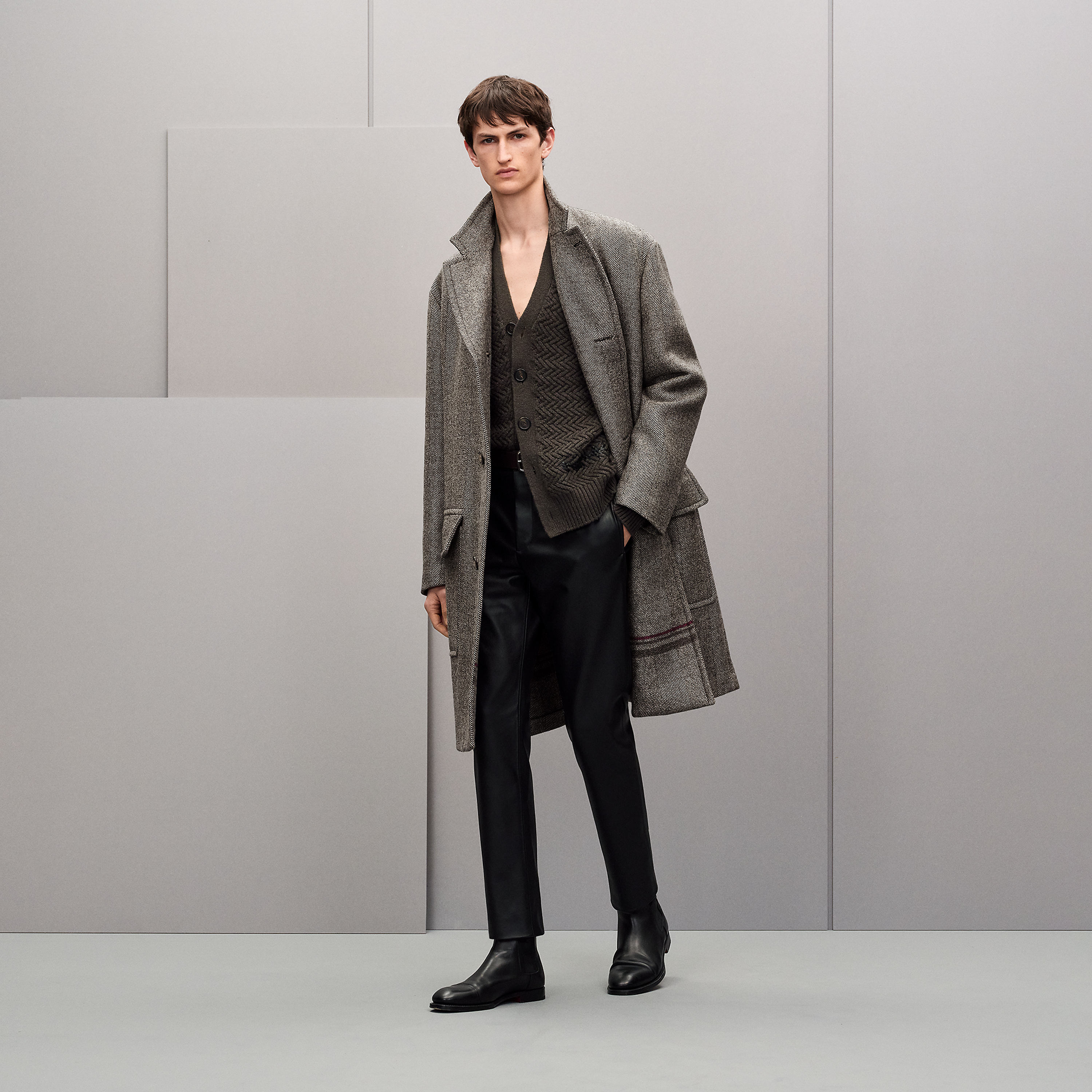 Pierre Nouveau Volume cashmere coat