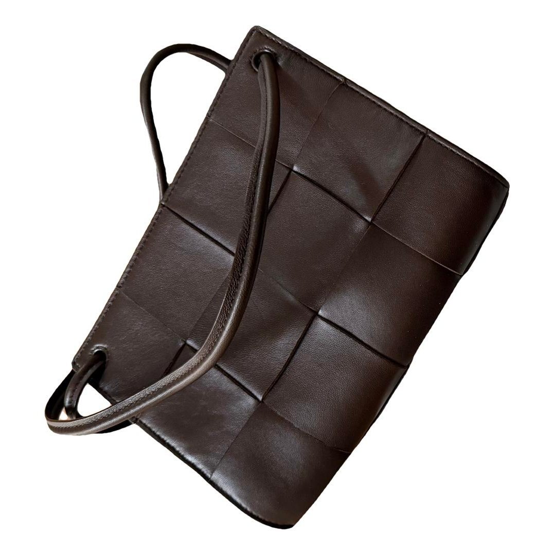 Cassette leather crossbody bag