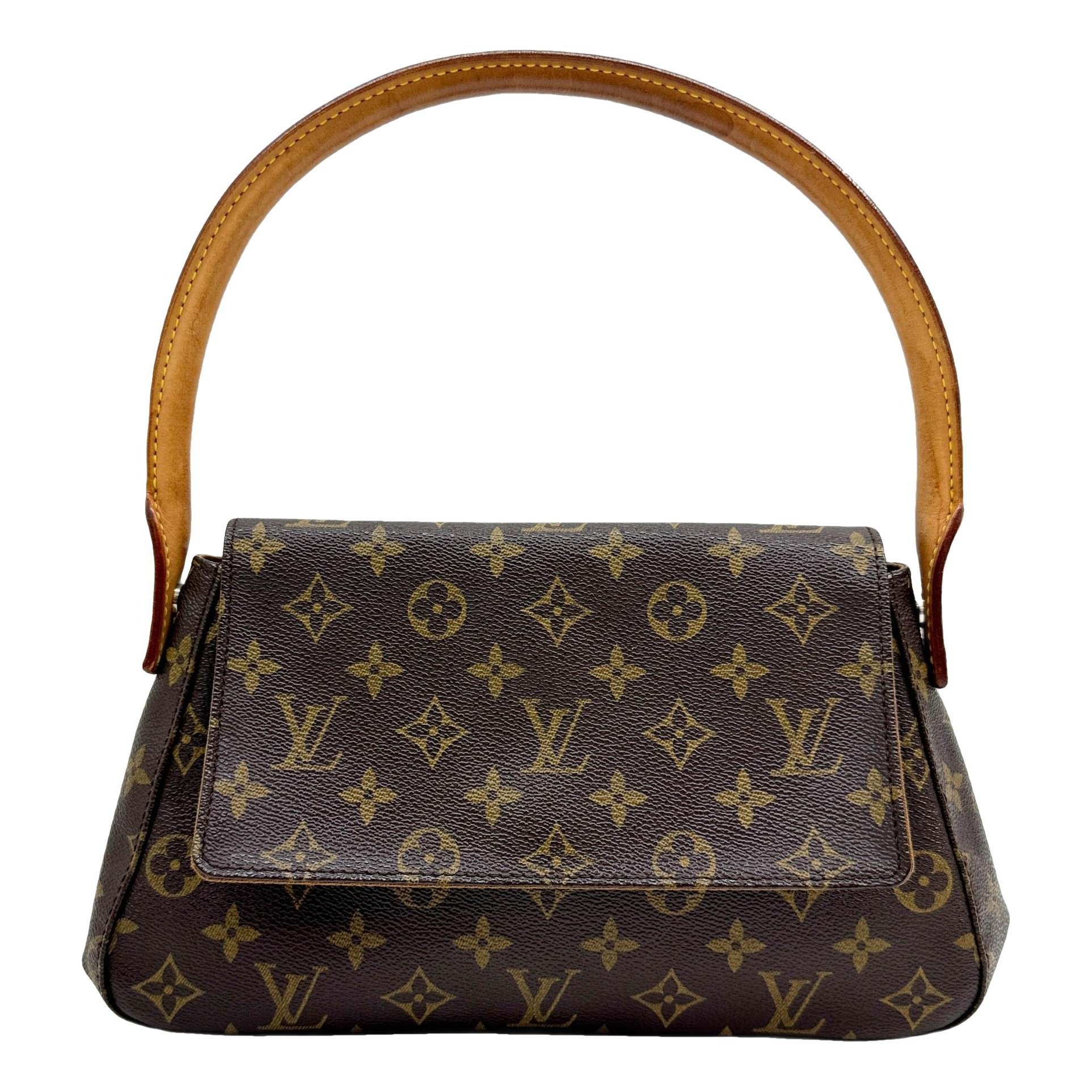 Looping cloth handbag