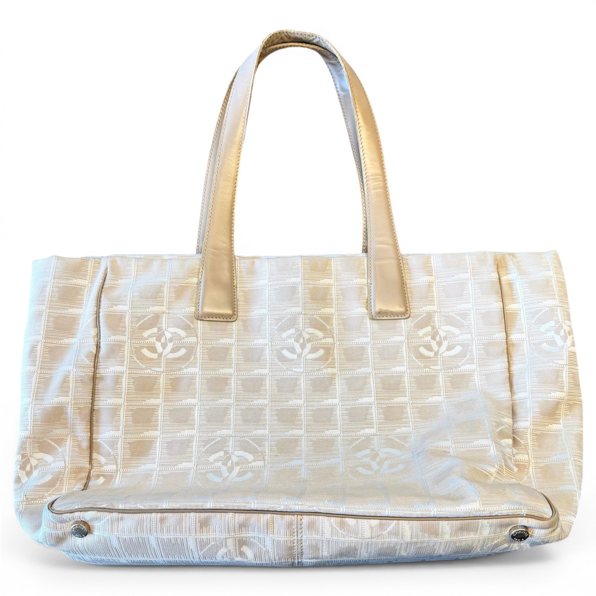 Chanel Neo Soft Shopping cloth tote