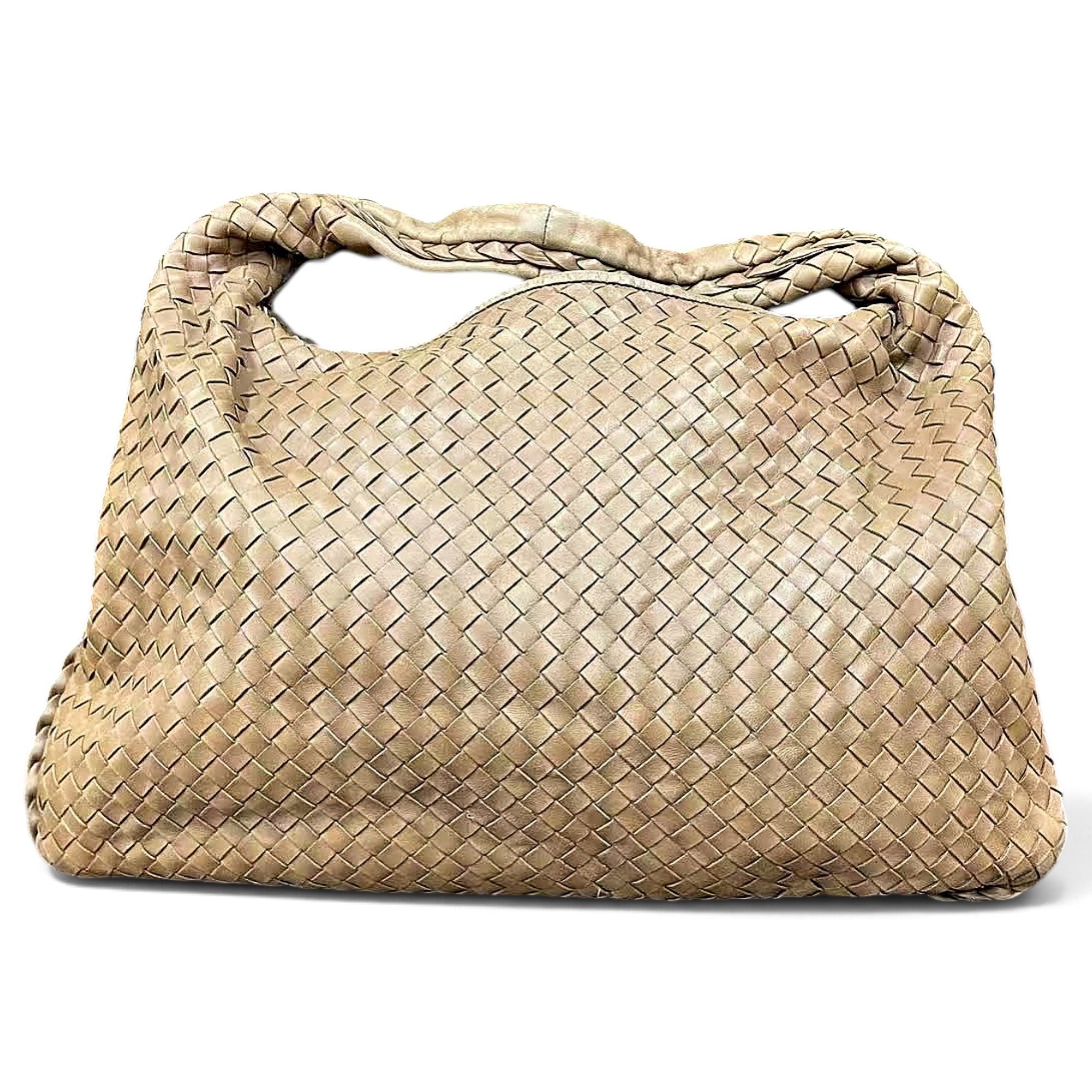 Veneta leather handbag