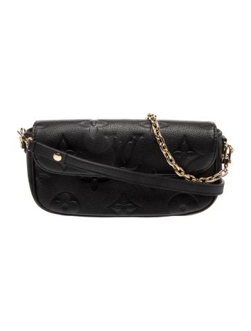 Monogram Giant Ivy Wallet on Chain
