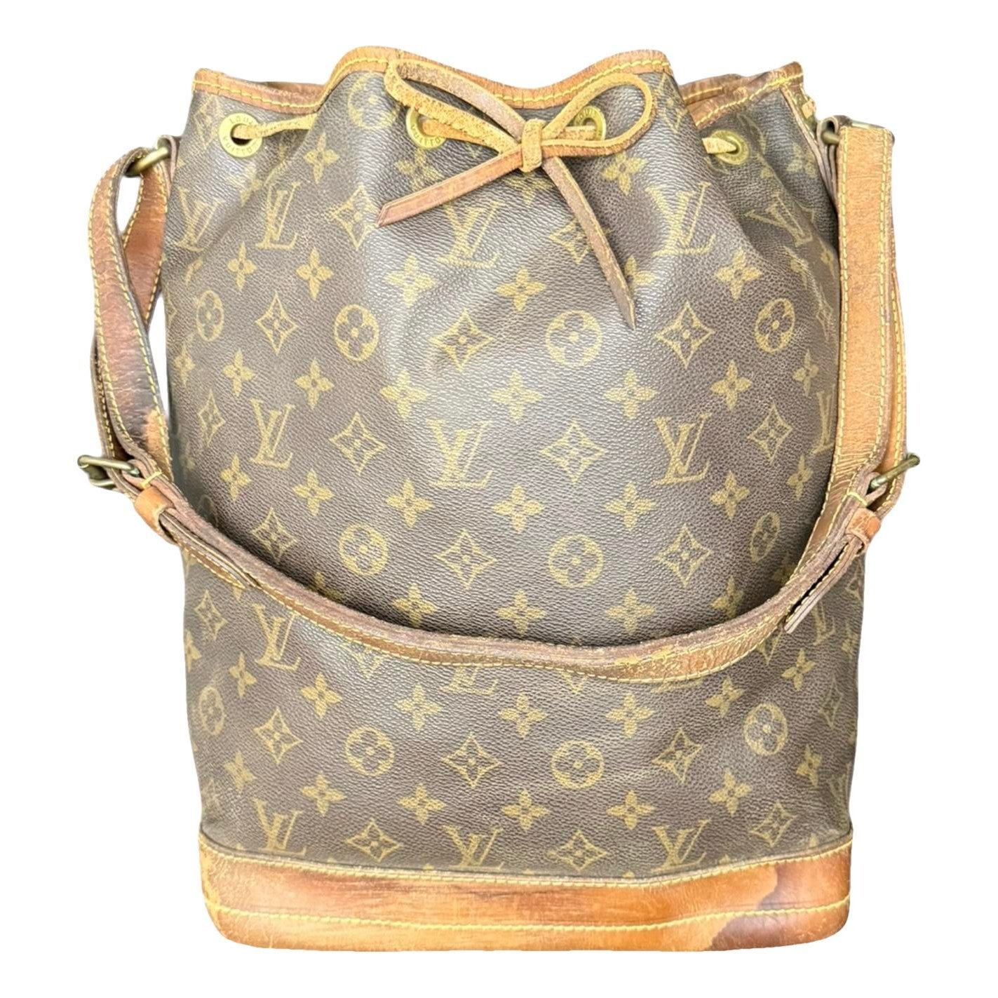 Louis Vuitton Noé leather handbag