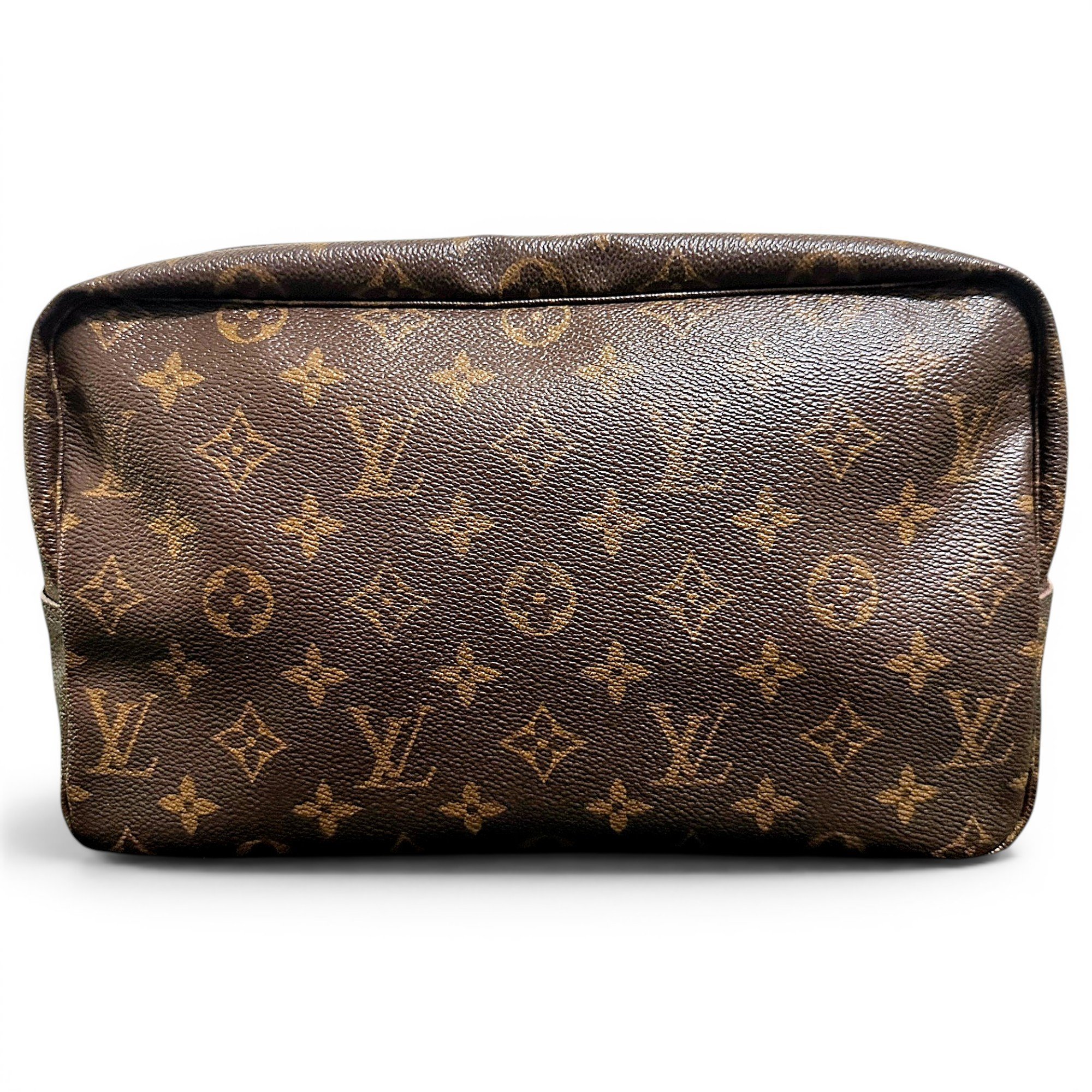Leather clutch bag
