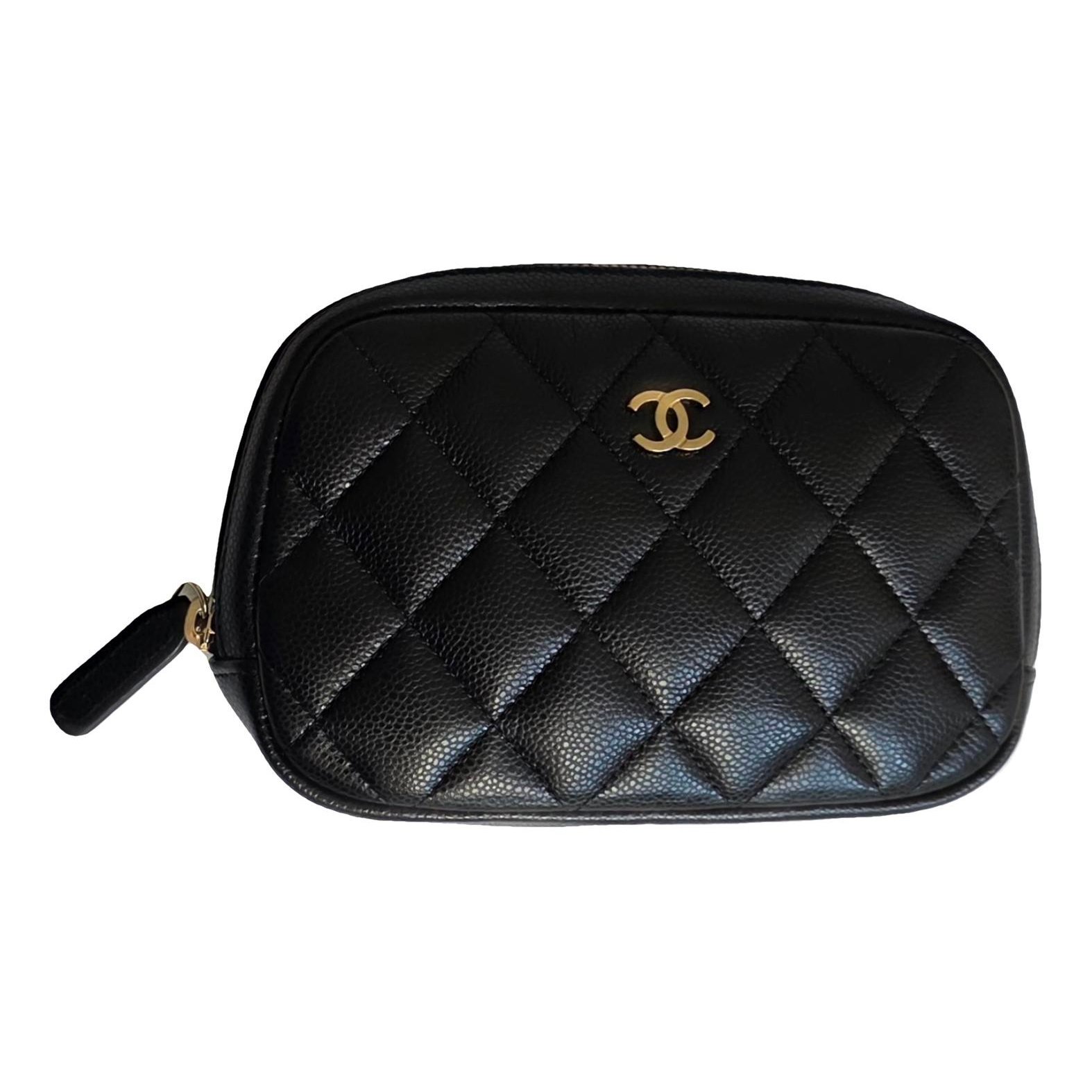 Chanel Leather clutch bag