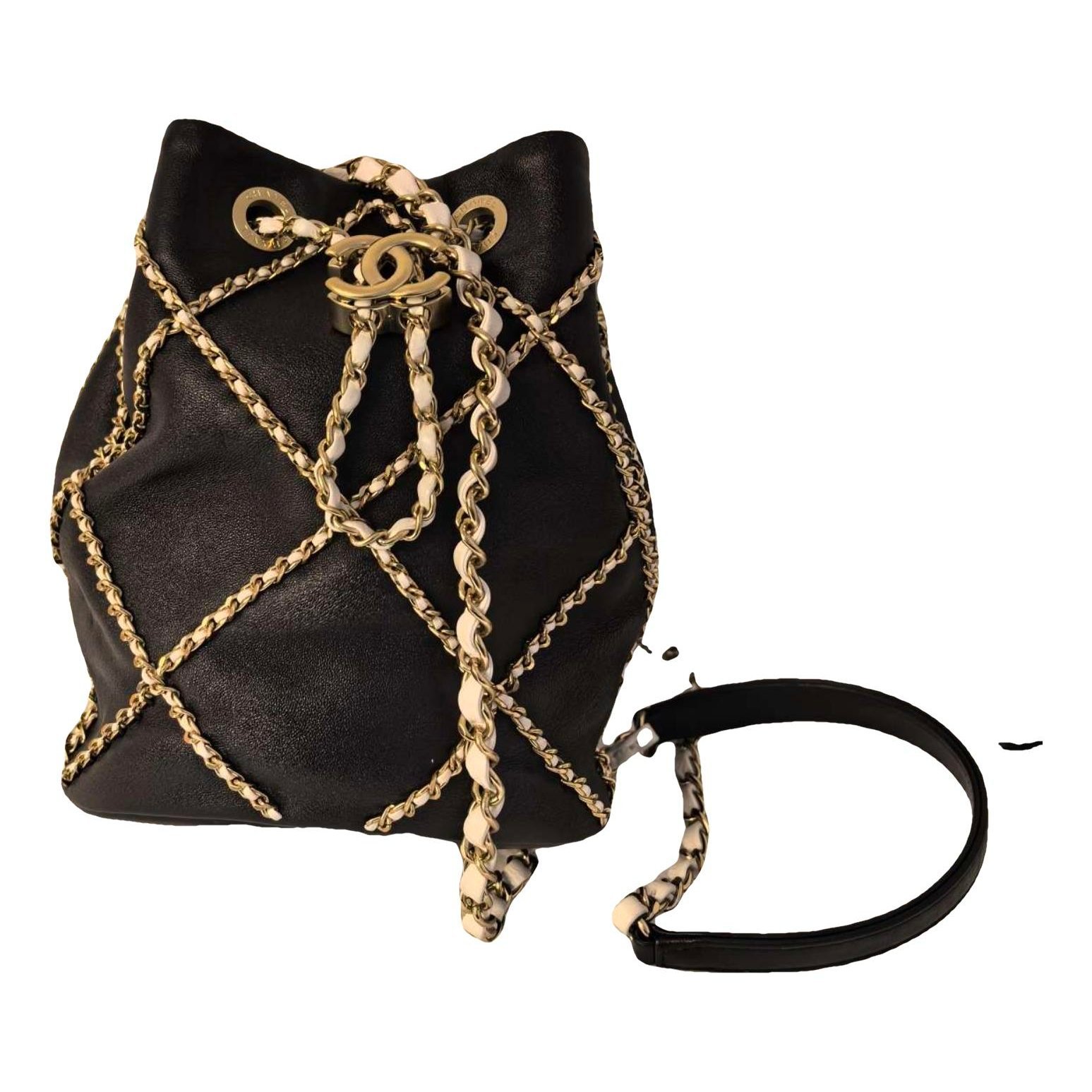 Leather handbag