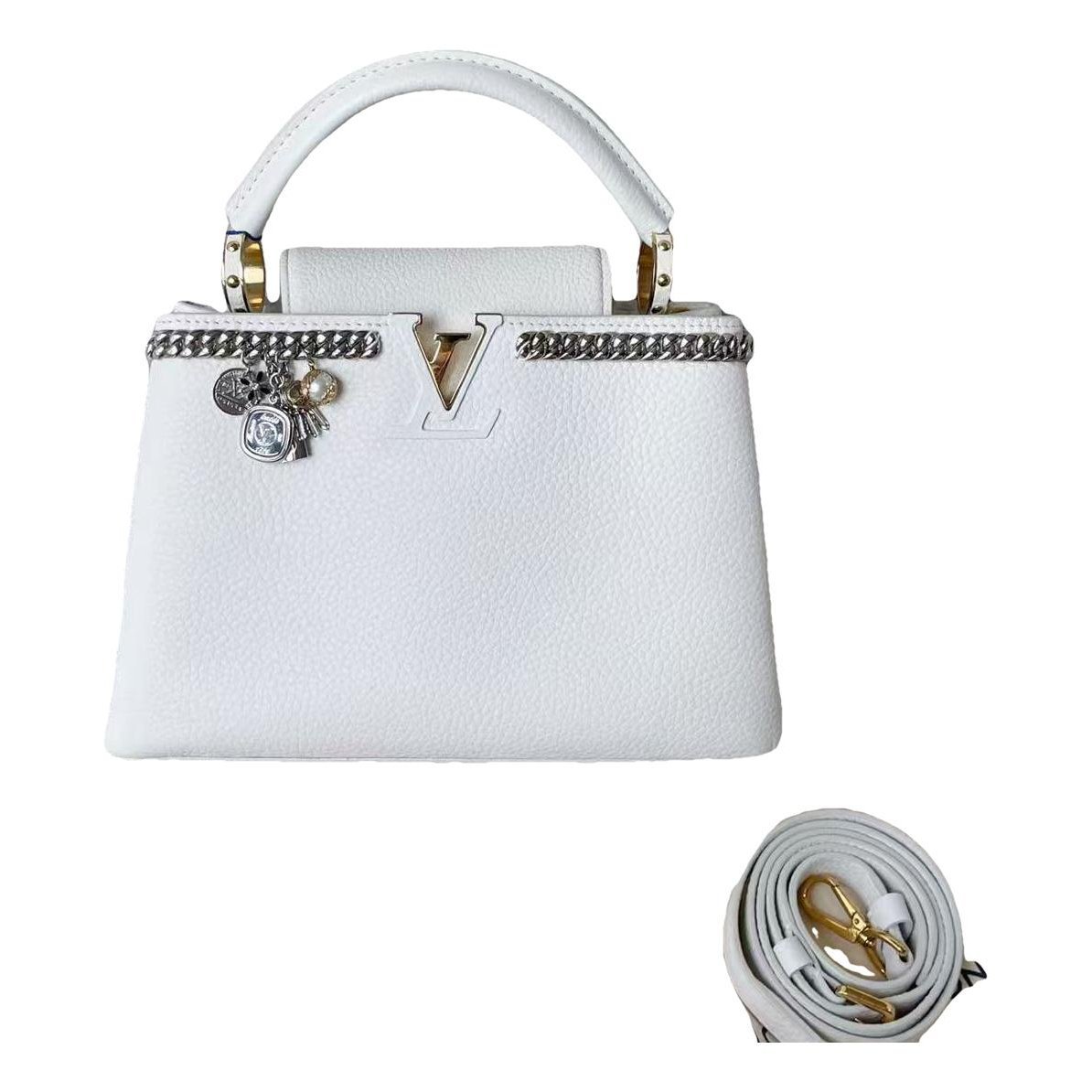 Capucines leather handbag