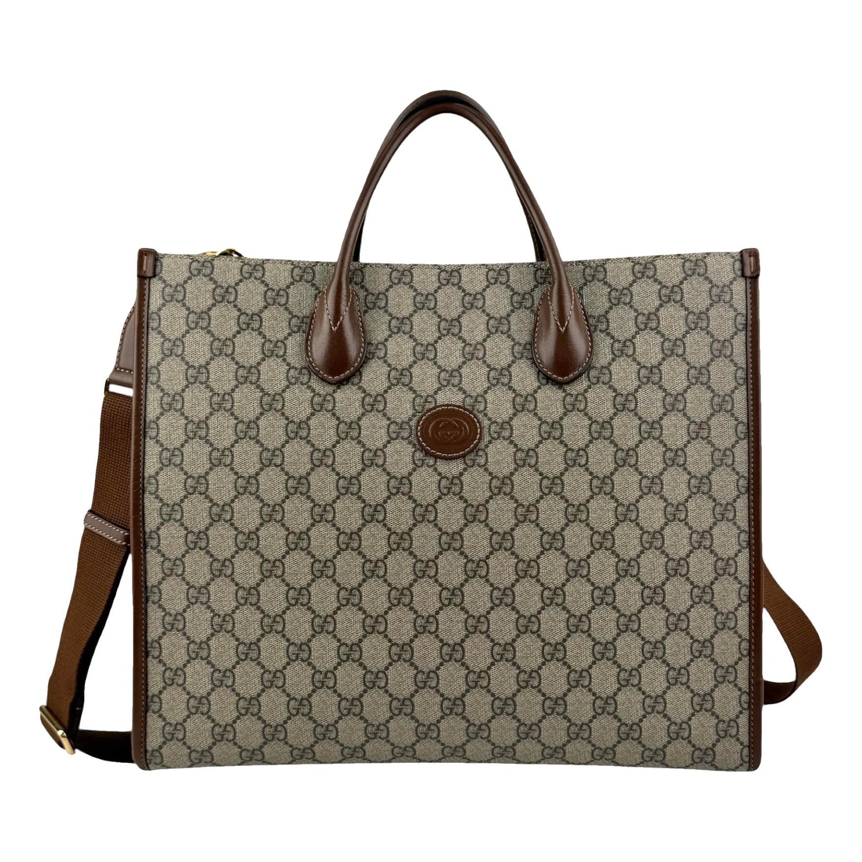 Interlocking cloth tote