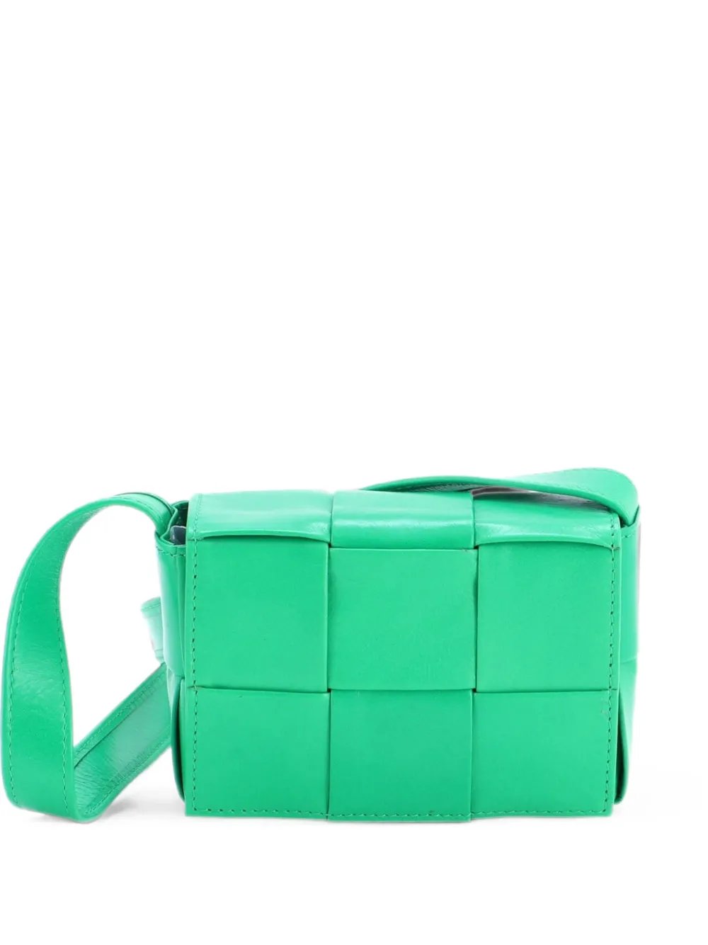 Cassette Maxi Intrecciato Leather Candy crossbody bag