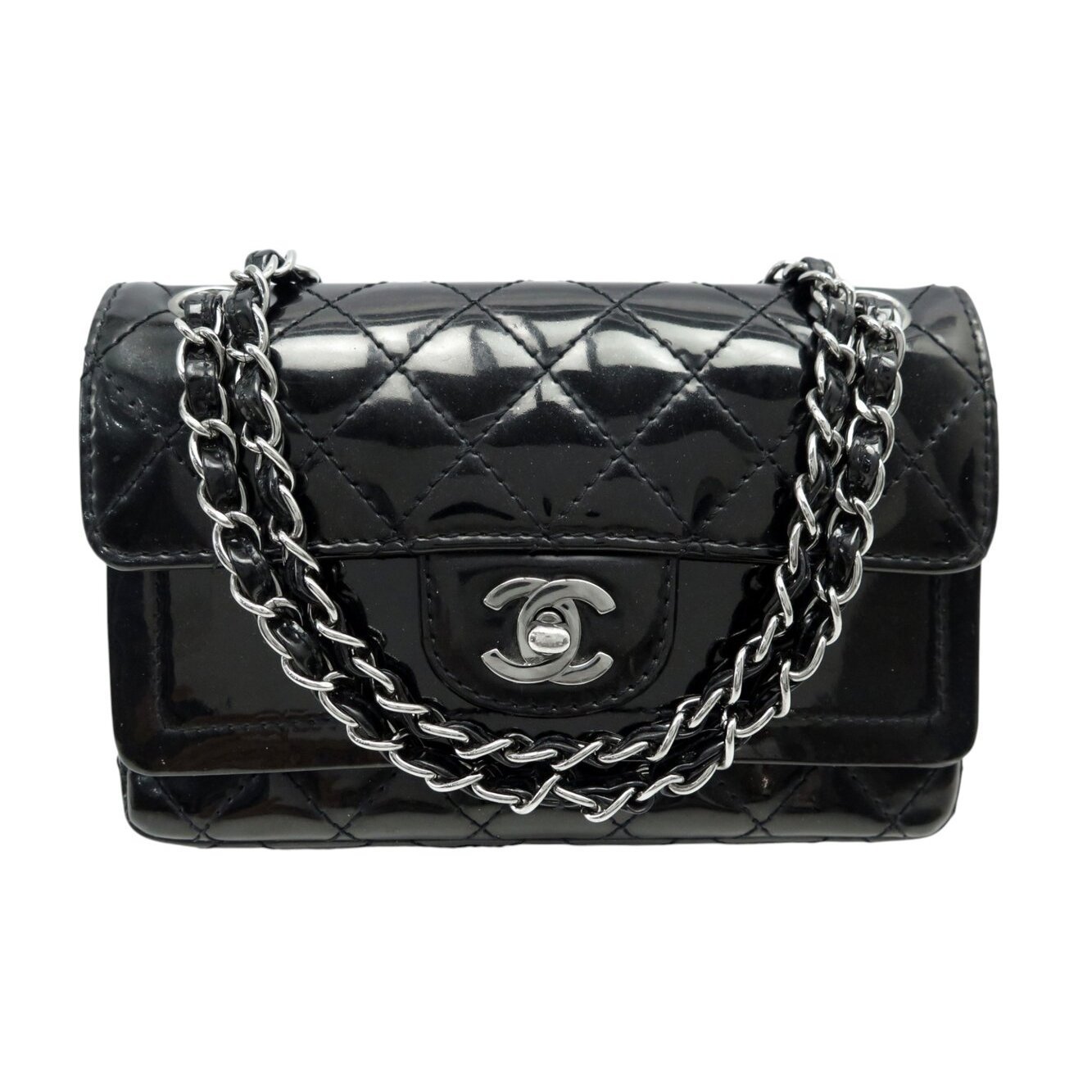 Timeless/Classique patent leather crossbody bag