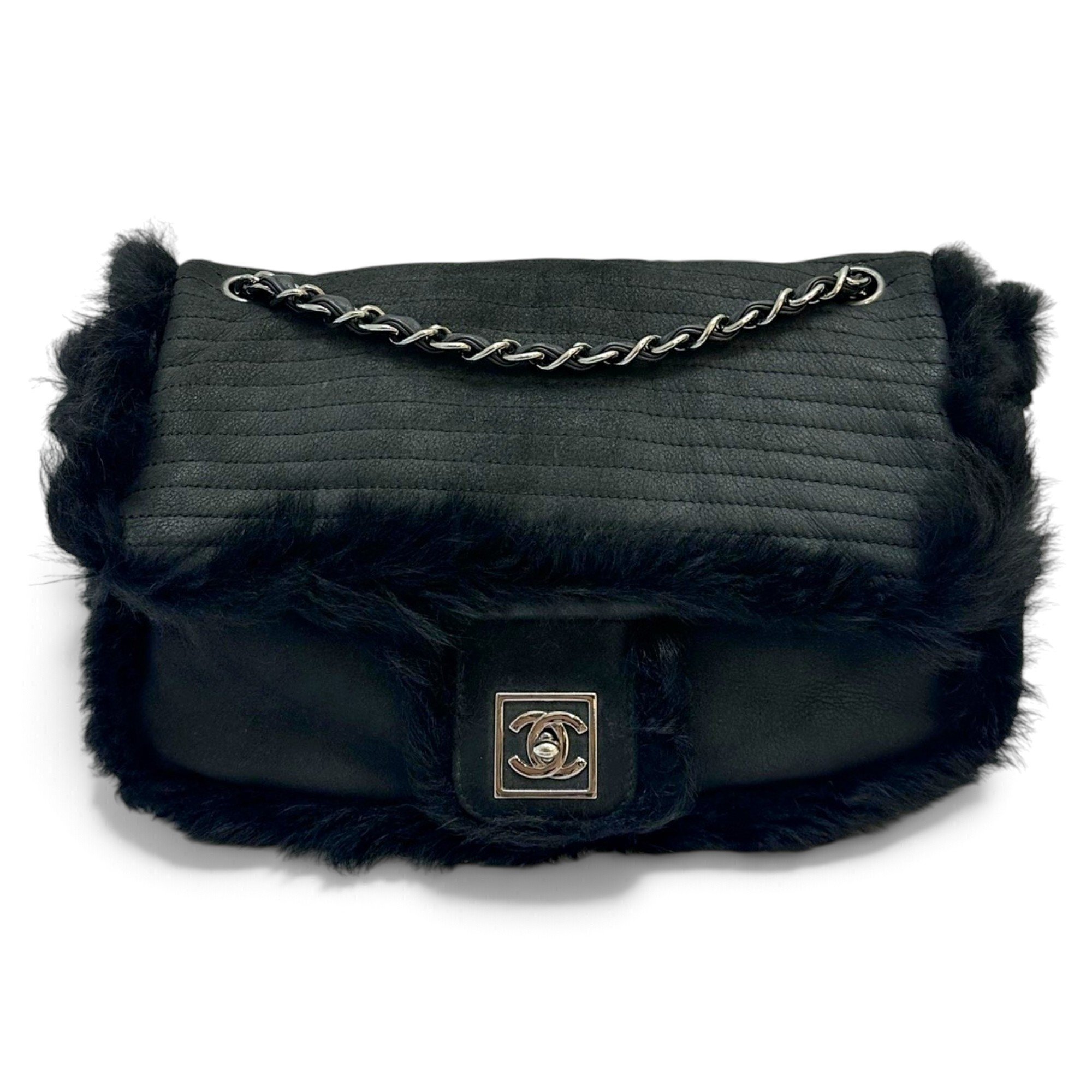 Timeless/Classique leather crossbody bag