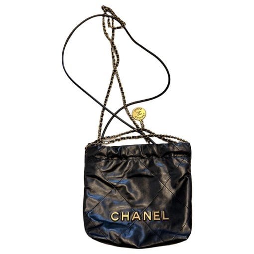 Chanel 22 leather crossbody bag
